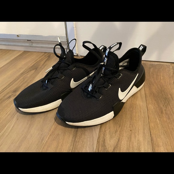 Nike Shoes - Nike walking shoes!